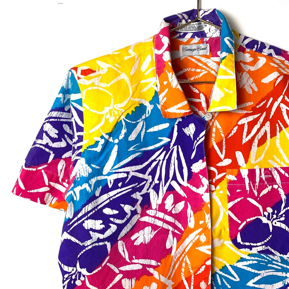 Vintage Aloha Tropical Rainbow Carriage Court Short Sleeved Button Down- M